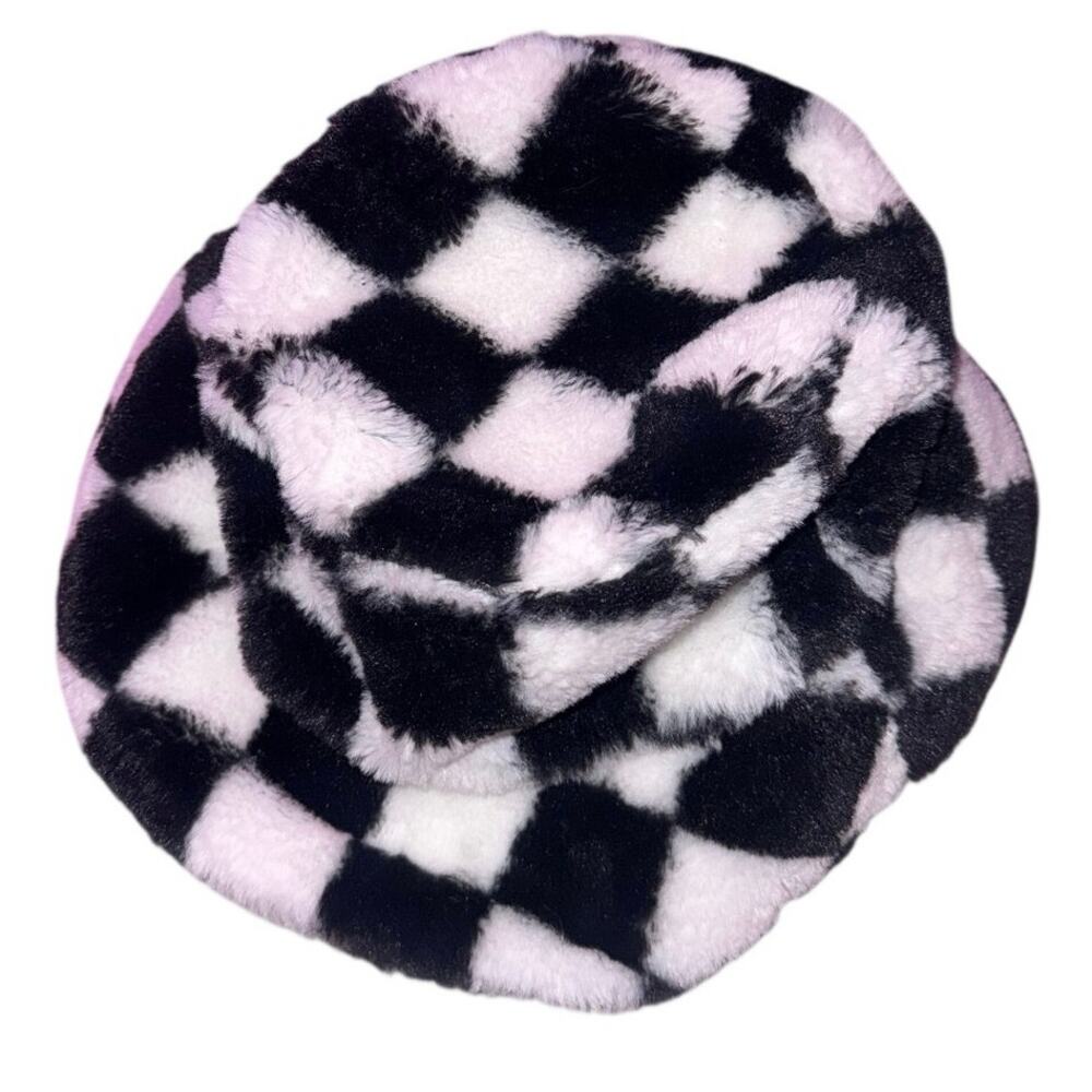 Claireโs Black And White Checkered Bucket Hat One Size Ladies y2k vintage style